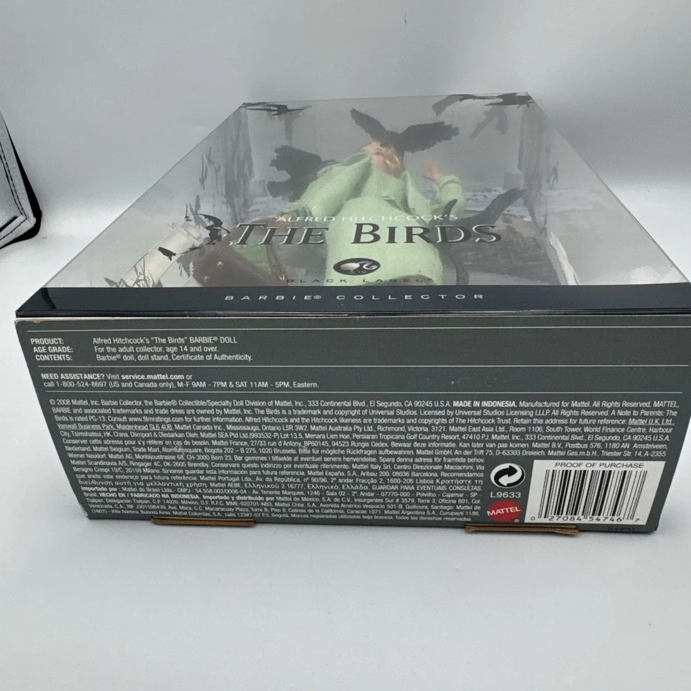 2008 The‎ Birds Barbie Doll - Black Label - Alfred Hitchcock 1963 Movie L9633